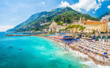 8 Gorgeous Seaside Towns in Europe