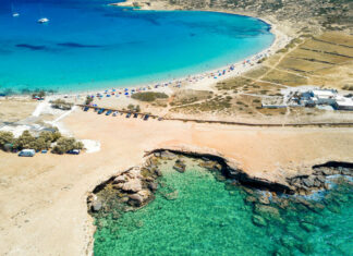 Top 10 Best Crowd-Free Greek Islands & coastlines