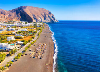 8 Most Beautiful Greek Islands for a Beach Getaway