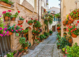 4 Beautiful Italian Towns to Beat The Crowds
