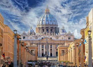 10 Most Jaw-Dropping Churches in Rome