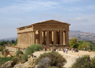 Top 10 Most Famous Ancient Greek Temples