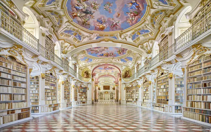Top 10 Most Beautiful Libraries in the World