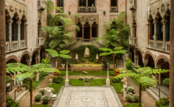 Top 10 Most Beautiful Museum Gardens in the World