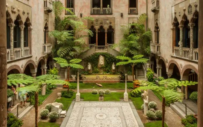 Top 10 Most Beautiful Museum Gardens in the World