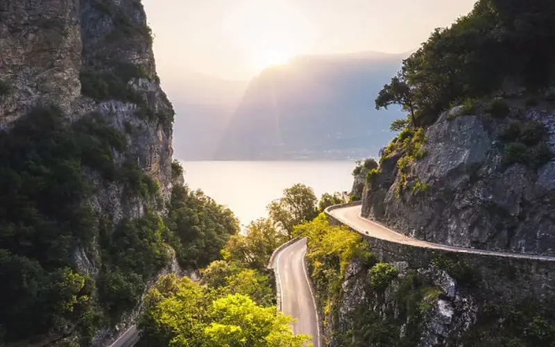 Top 10 Most Dangerous Roads In Italy | exploristica