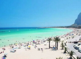 10 Most Beautiful Beaches in Italy