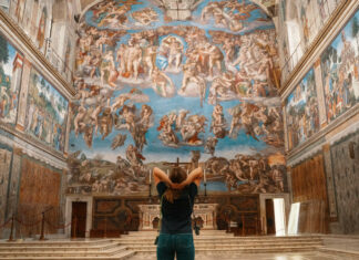Top 10 Fascinating Facts About the Sistine Chapel Ceiling by Michelangelo