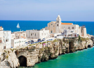 10 Best Beach Towns In Italy With The Prettiest Views