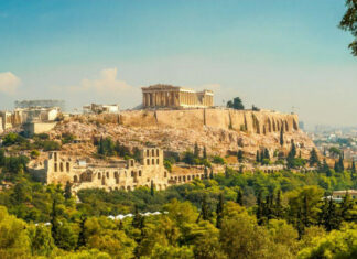 10 Fascinating Facts about the Acropolis