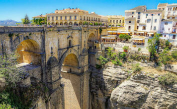 Top 10 Most Stunning Cliff-Side Towns and Villages in the World