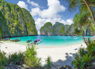 10 Magical Hidden Beaches in the World