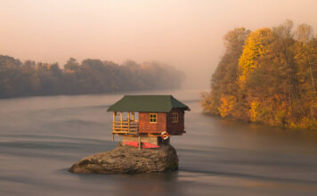 Top 7 Most Isolated Houses in the World