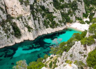 The 10 Best Beaches in the South of France
