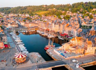 10 Storybook Towns in France You Must Visit