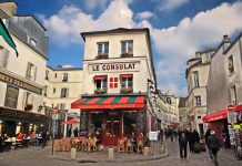 Top 10 Adorable Cafes in Paris