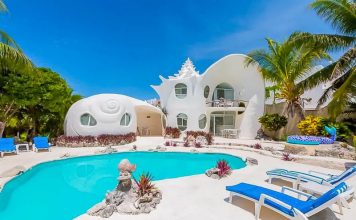 Top 10 Craziest Airbnbs in the World