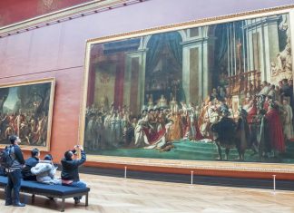 Top Must-See Masterpieces at the Louvre Museum, Paris