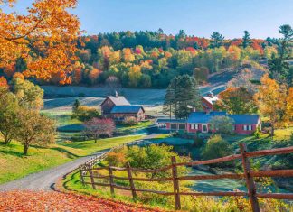 6 Romantic Fall Getaway Spots in the Northeastern U.S.