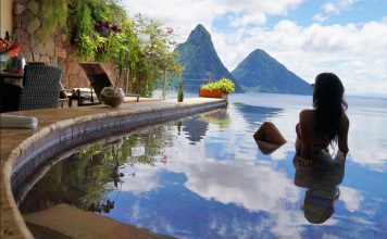 10 Most Beautiful Infinity Pools Around the World