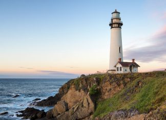 The World’s Top 5 Most Beautiful Lighthouses